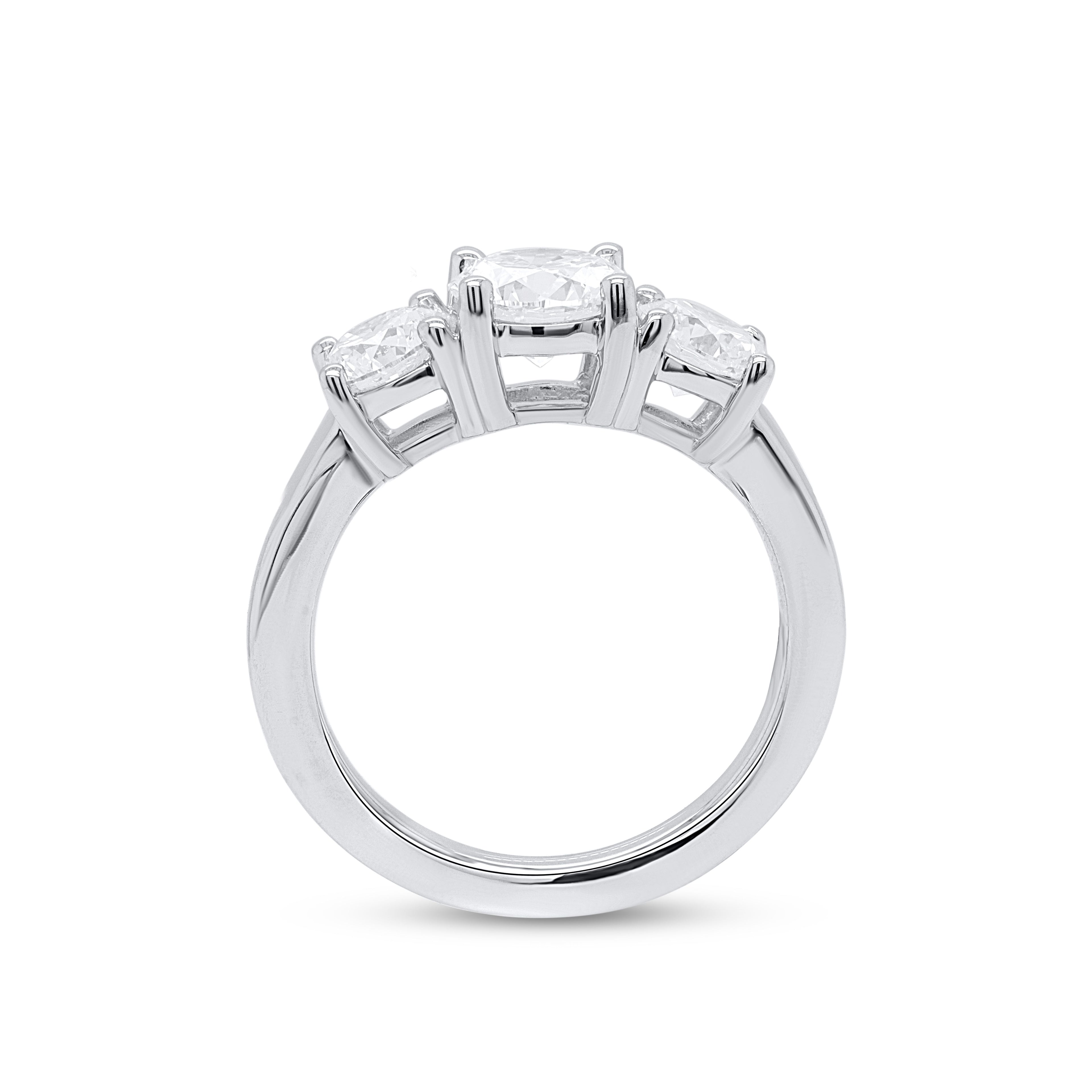 lab grown diamond 3 stone ring round diamonds in 14 kt white gold